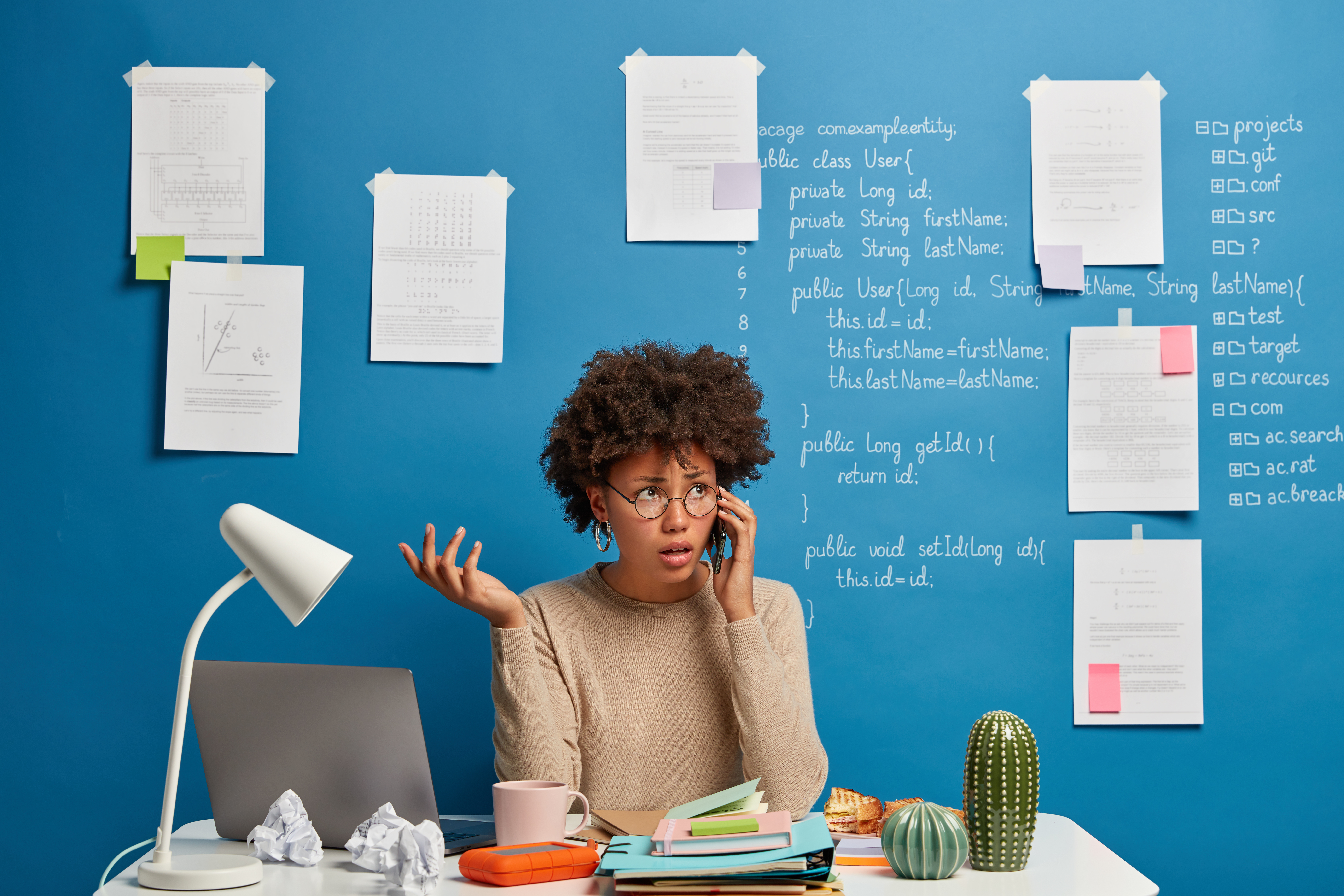Phrasal Verbs yang Sering Dipakai di Film – Wajib Tahu Biar Nggak Bingung!